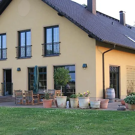 Carol's Country-house Holiday home *